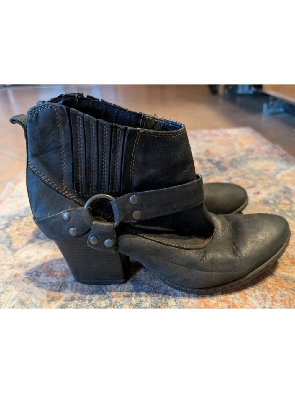Born Concept B.O.C  Women's Lacey Leather Harness Ankle Boot  Size 10 M